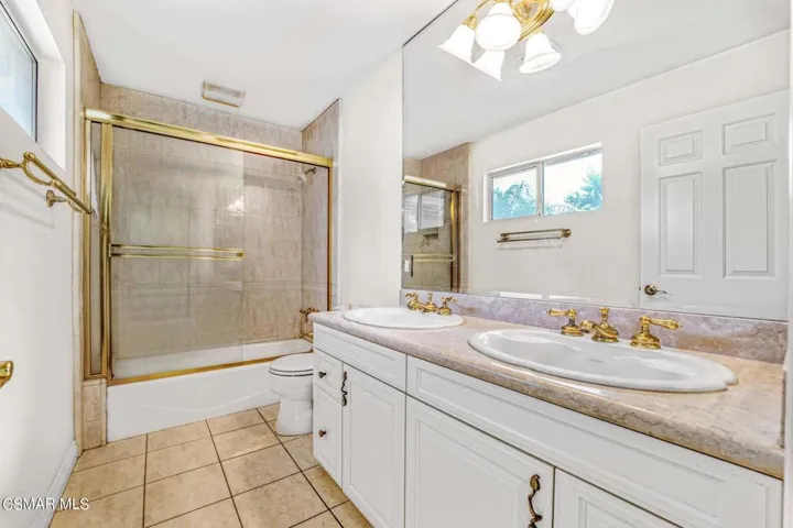 2824 Chippewa Ave, Simi Valley - HsHProd