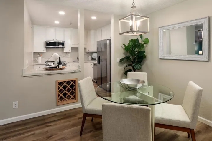49 Showers Drive J219, Mountain View, California 94040