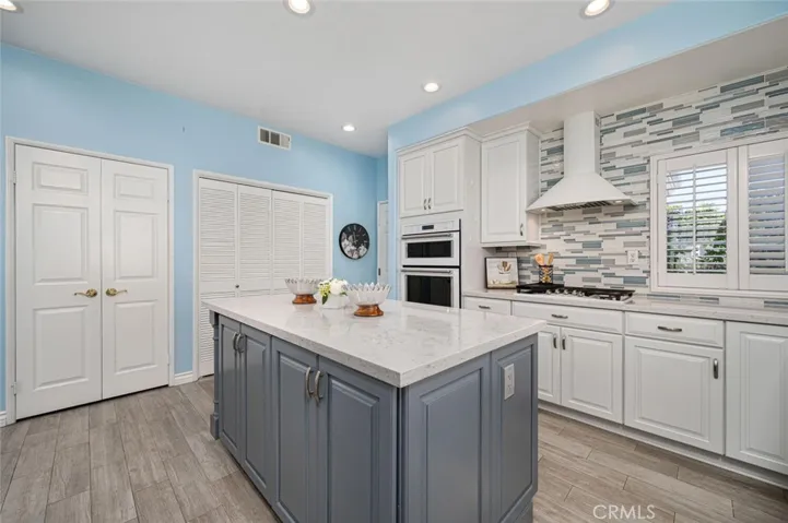 21266 San Miguel, Mission Viejo, California 92692