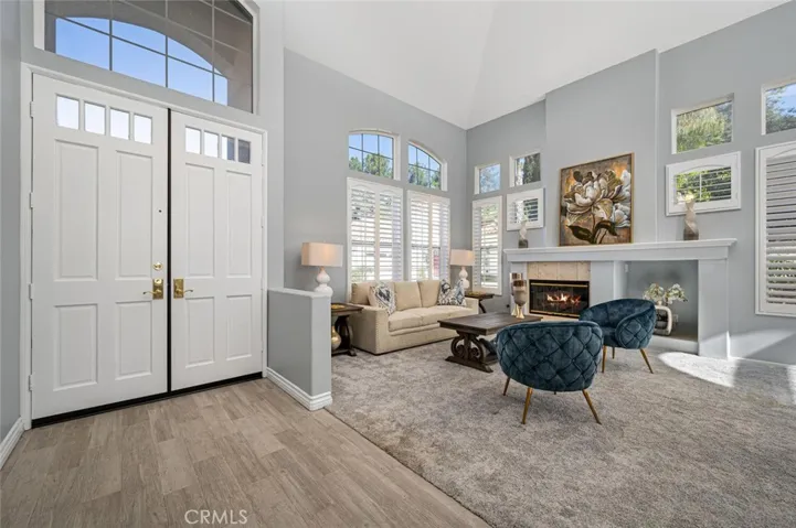 Great Room with Vaulted Ceilings and Fireplace