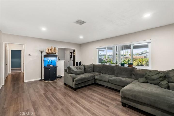 4409 Monte Verde Avenue, Pomona, California 91766