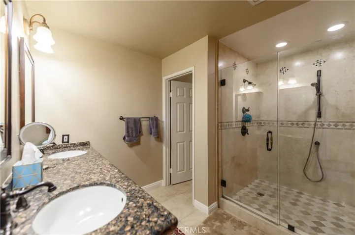 11 Oakgrove Unit 48, Irvine, California 92604