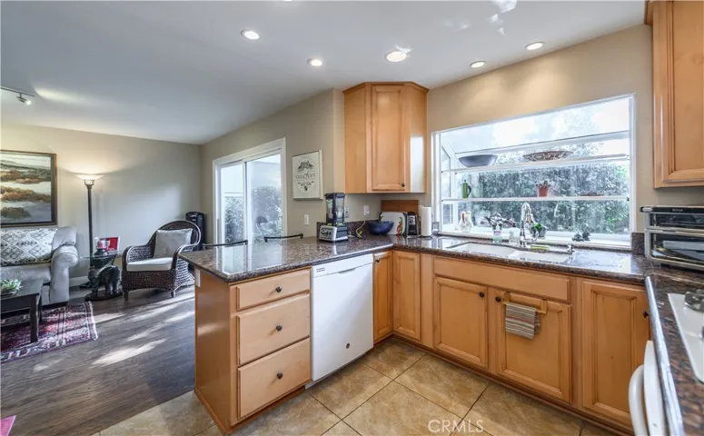 11 Oakgrove Unit 48, Irvine, California 92604