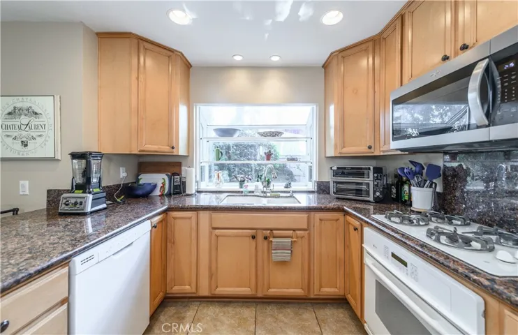 11 Oakgrove Unit 48, Irvine, California 92604