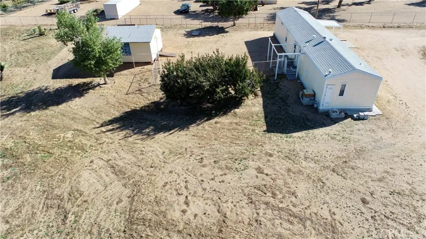 6084 Elsinore Road, Phelan, California 92371