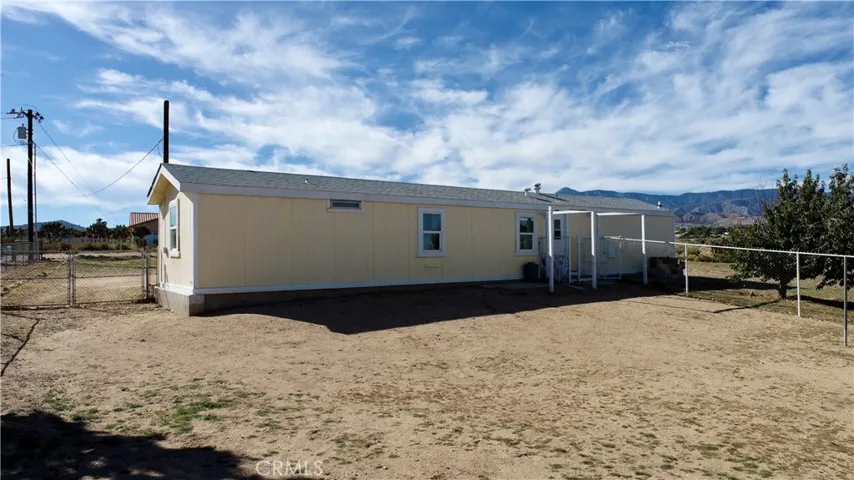 6084 Elsinore Road, Phelan, California 92371