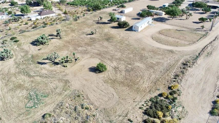 6084 Elsinore Road, Phelan, California 92371