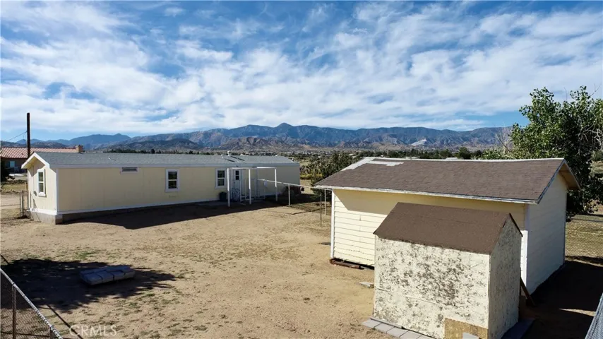 6084 Elsinore Road, Phelan, California 92371