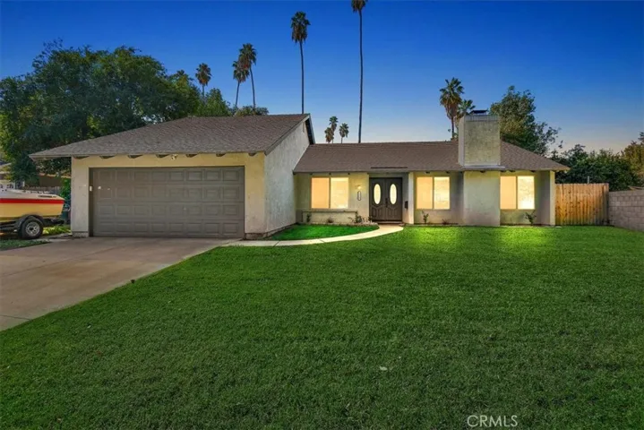 4560 Circle Lazy J Road, Riverside, California 92501