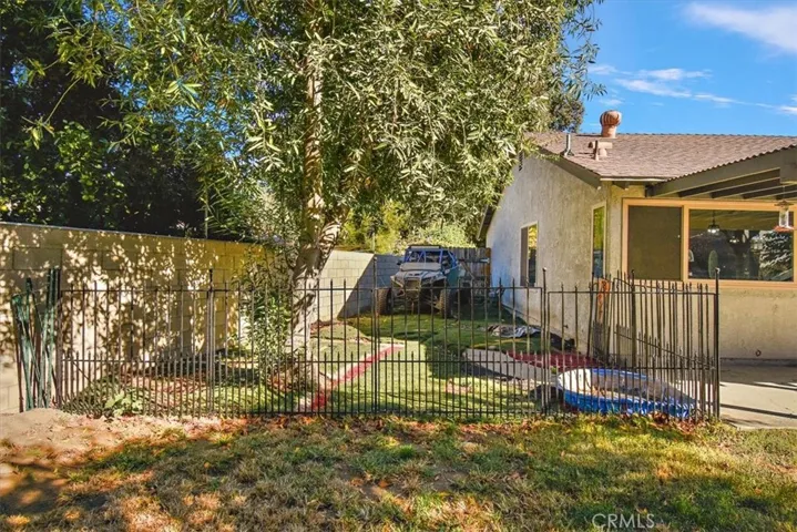 4560 Circle Lazy J Road, Riverside, California 92501