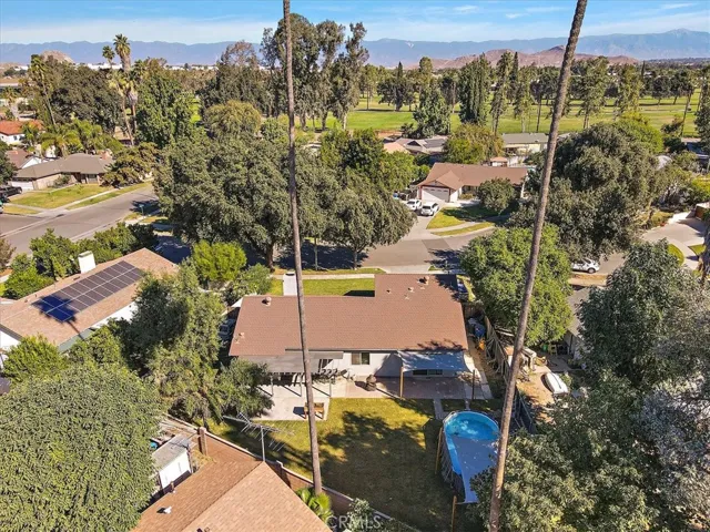 4560 Circle Lazy J Road, Riverside, California 92501