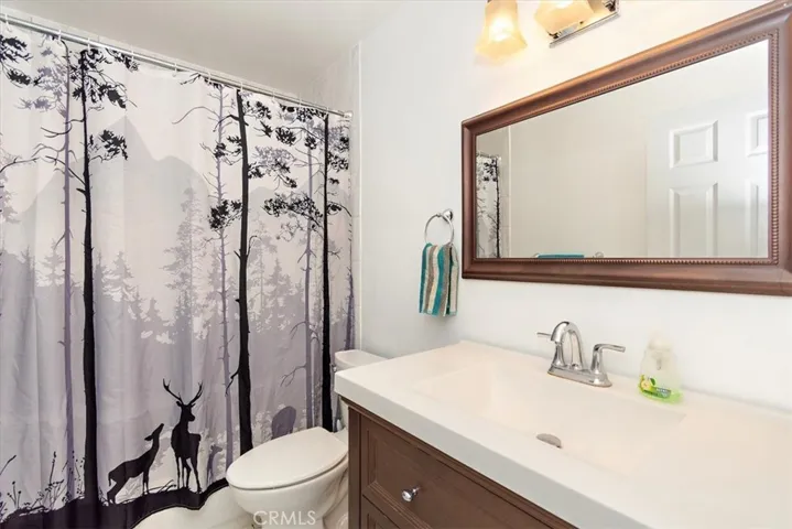 4560 Circle Lazy J Road, Riverside, California 92501