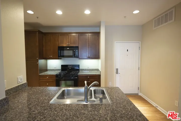 2348 Scholarship, Irvine, California 92612
