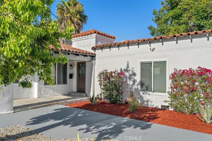 1859 W 84th Street, Los Angeles, California 90047