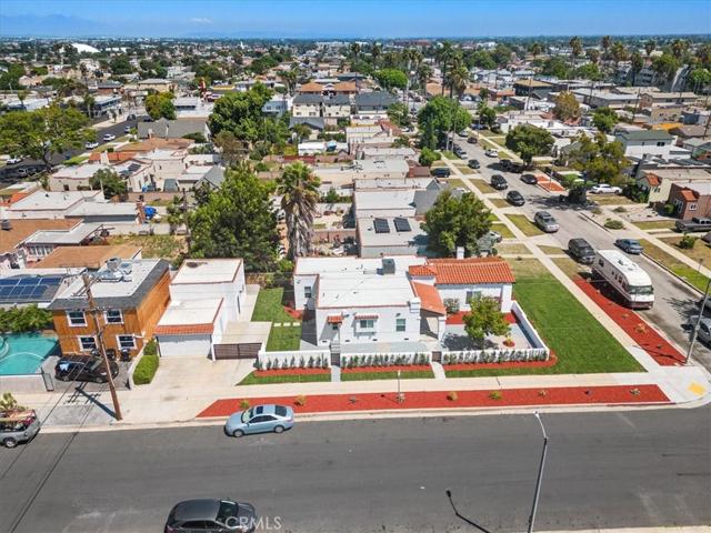 1859 W 84th Street, Los Angeles, California 90047