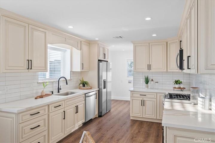 1859 W 84th Street, Los Angeles, California 90047