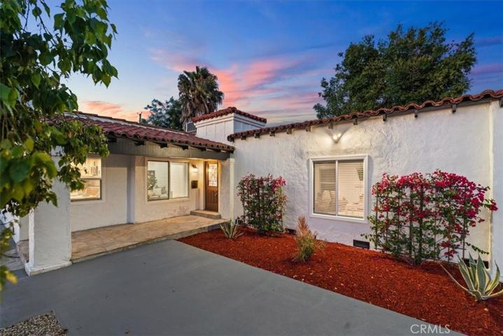 1859 W 84th Street, Los Angeles, California 90047