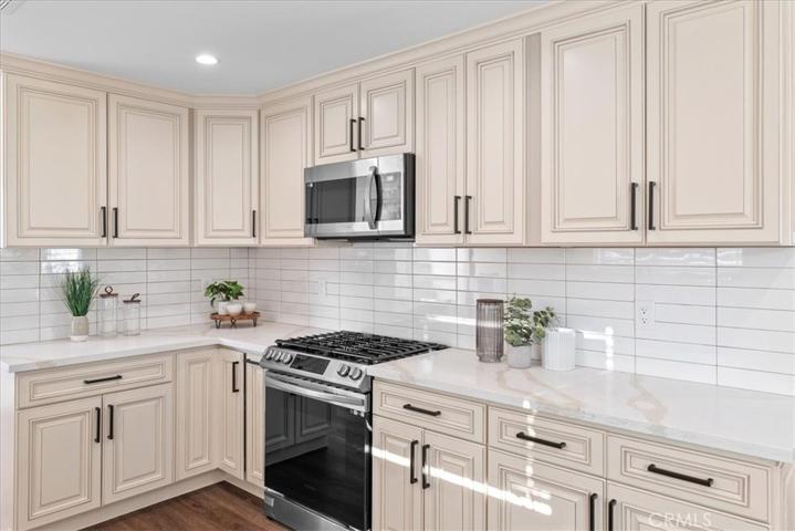 1859 W 84th Street, Los Angeles, California 90047