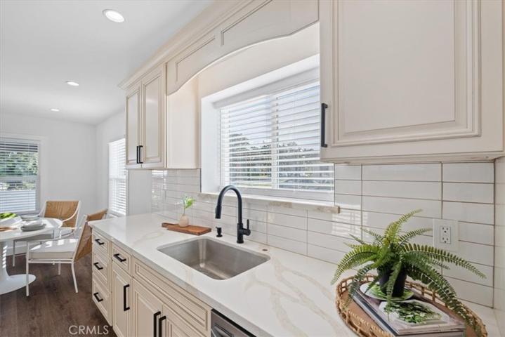 1859 W 84th Street, Los Angeles, California 90047