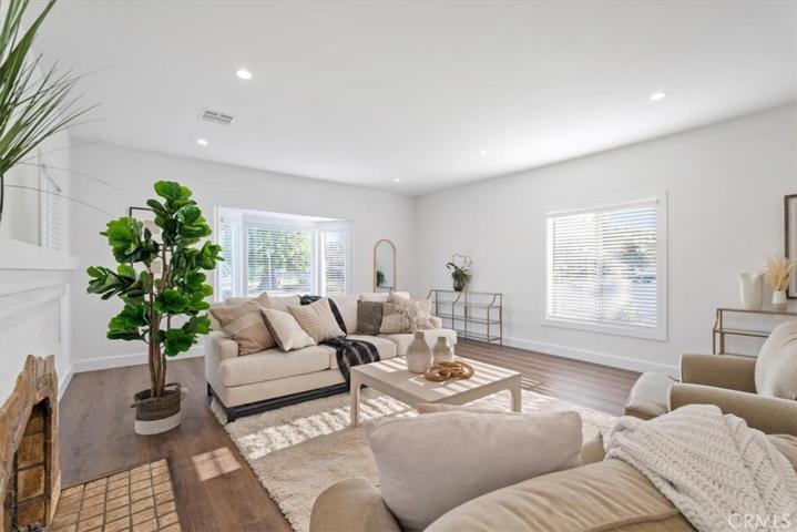 1859 W 84th Street, Los Angeles, California 90047