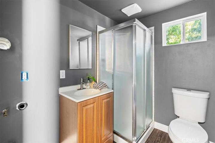1859 W 84th Street, Los Angeles, California 90047