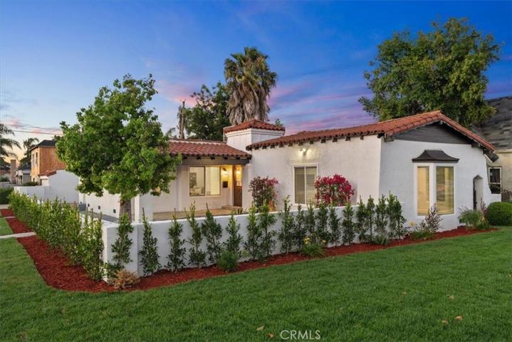 1859 W 84th Street, Los Angeles, California 90047