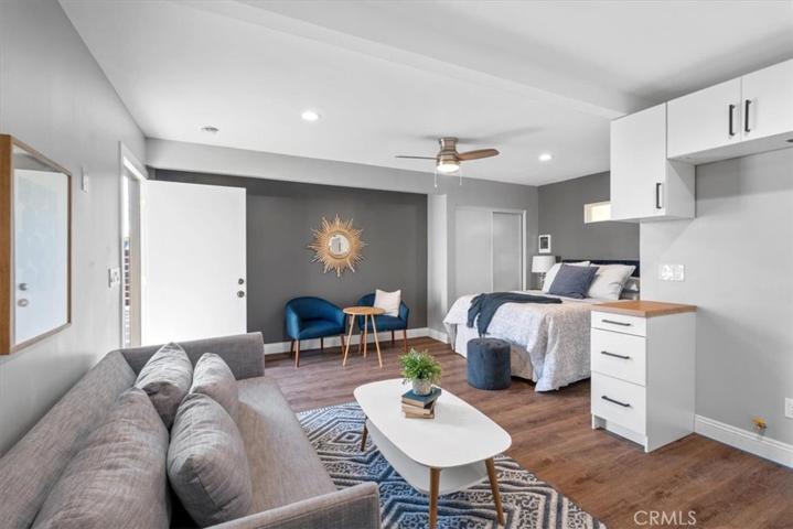 1859 W 84th Street, Los Angeles, California 90047