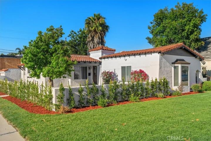 1859 W 84th Street, Los Angeles, California 90047