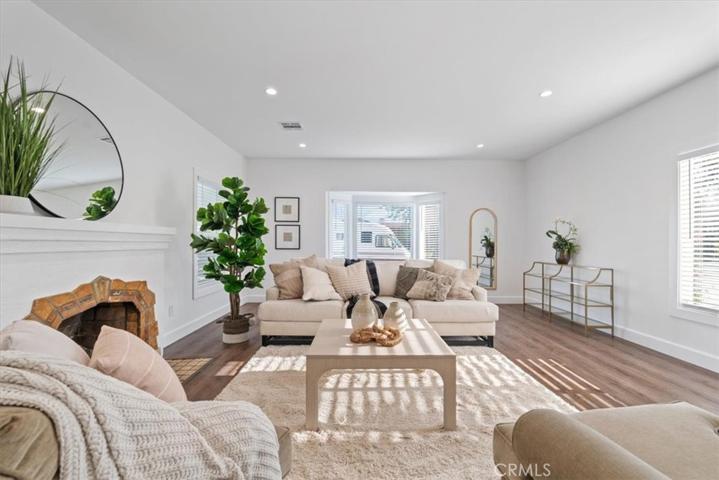1859 W 84th Street, Los Angeles, California 90047