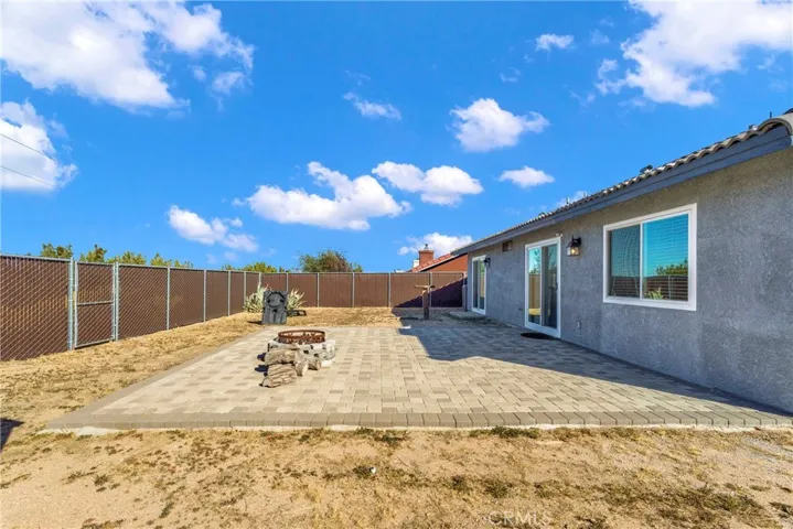 15454 Via Cartagena Street, Hesperia, California 92345