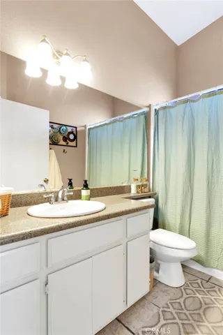15454 Via Cartagena Street, Hesperia, California 92345