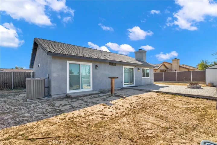15454 Via Cartagena Street, Hesperia, California 92345