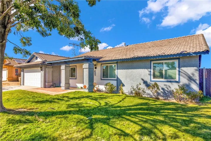 15454 Via Cartagena Street, Hesperia, California 92345