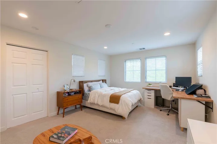 200 Finch, Lake Forest, California 92630