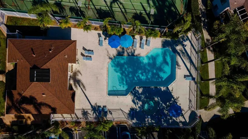 225 Diamond Way #110, Vista, California 92083