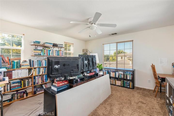 1240 Dutch Mill, Hemet, California 92545