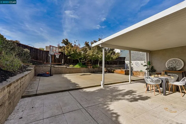 220 Dawson, Pittsburg, California 94565-3664