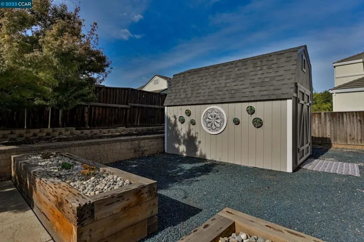 Incredible shed/play house/she-shed/storage room!
