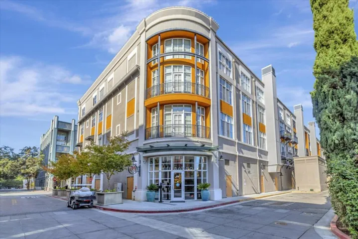 334 Santana Row 330, San Jose, California 95128