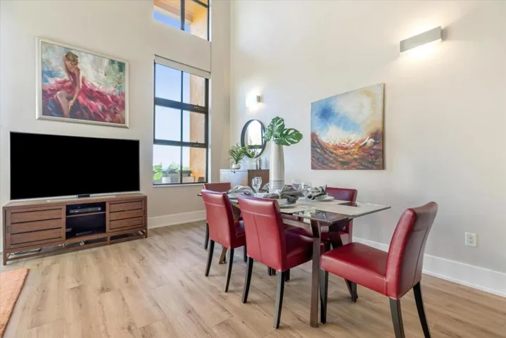 334 Santana Row 330, San Jose, California 95128
