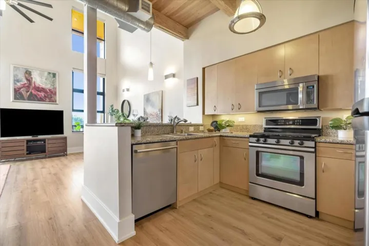 334 Santana Row 330, San Jose, California 95128