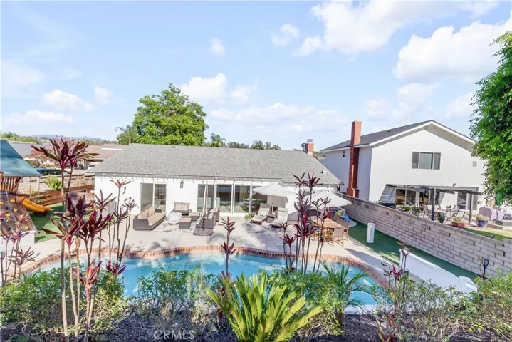 24881 Via Florecer, Mission Viejo, California 92692