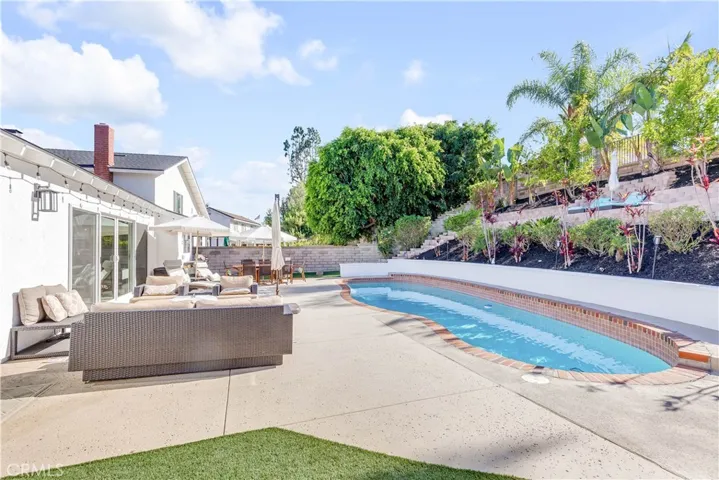 24881 Via Florecer, Mission Viejo, California 92692