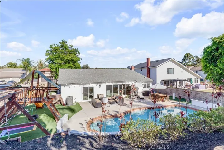 24881 Via Florecer, Mission Viejo, California 92692