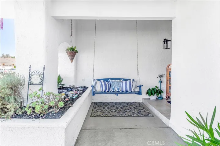 Cute Front Porch Swing