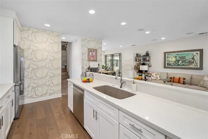 Contemporary Kitchen