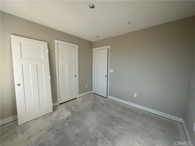 24140 Shoshone Road, Apple Valley, California 92307
