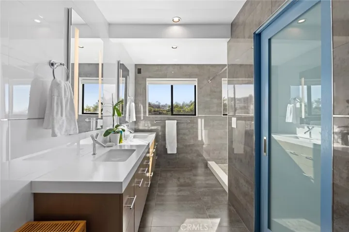 968 Oriole Drive, Laguna Beach, California 92651