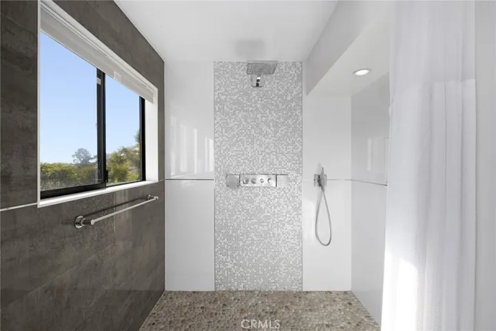 968 Oriole Drive, Laguna Beach, California 92651