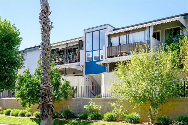 6259 Coldwater Canyon Avenue Unit 17, Valley Glen, California 91606